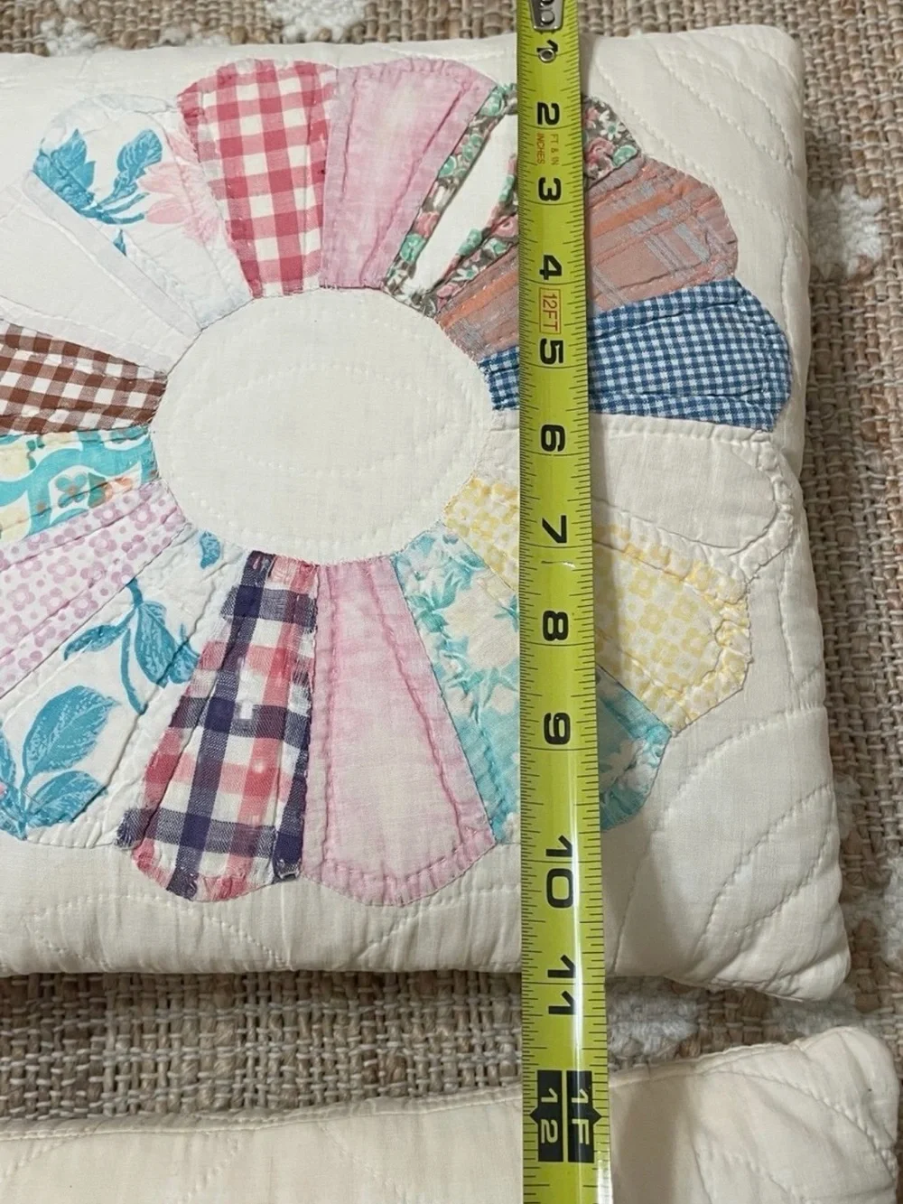 Pair Of Vintage Handmade Dresden Plate Pattern Square Throw Pillows